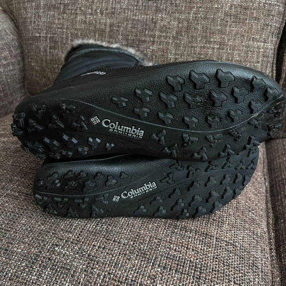Women's Columbia Minx Mid III Waterproof Black Winter Snow Boot,  Size 10.5 - Picture 4 of 8